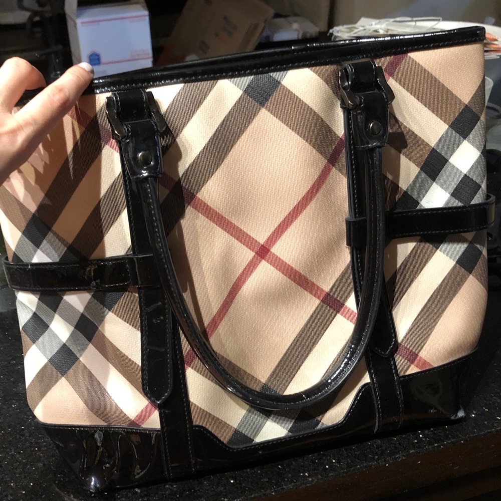 100% Authentic Burberry Over-the-Shoulder Purse